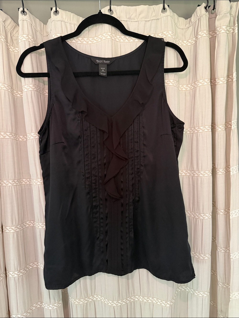 White House Black Market 100% Silk Ruffle Sleeveless Blouse Tank Top Black Size